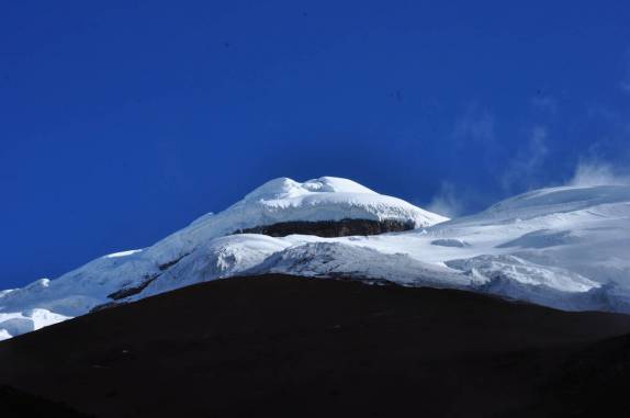 O vulcão Cotopaxi, o mais alto do mundo em atividade, no Equador
